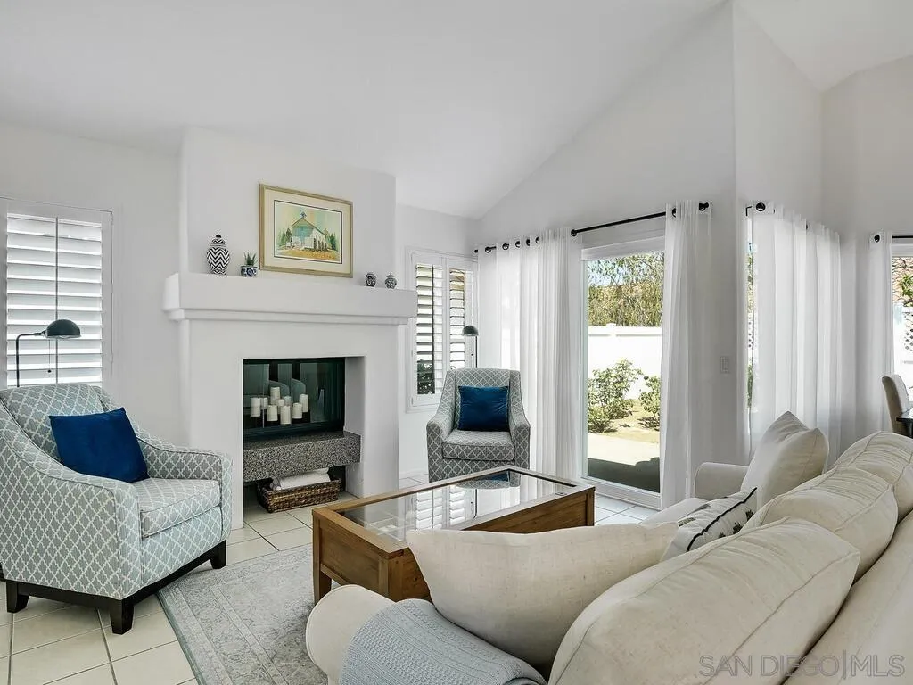 https://cdn.realtyfeed.com/cdn/127/250036703/4c8cb0ba29418b7f60a8154131979b2e.webp
