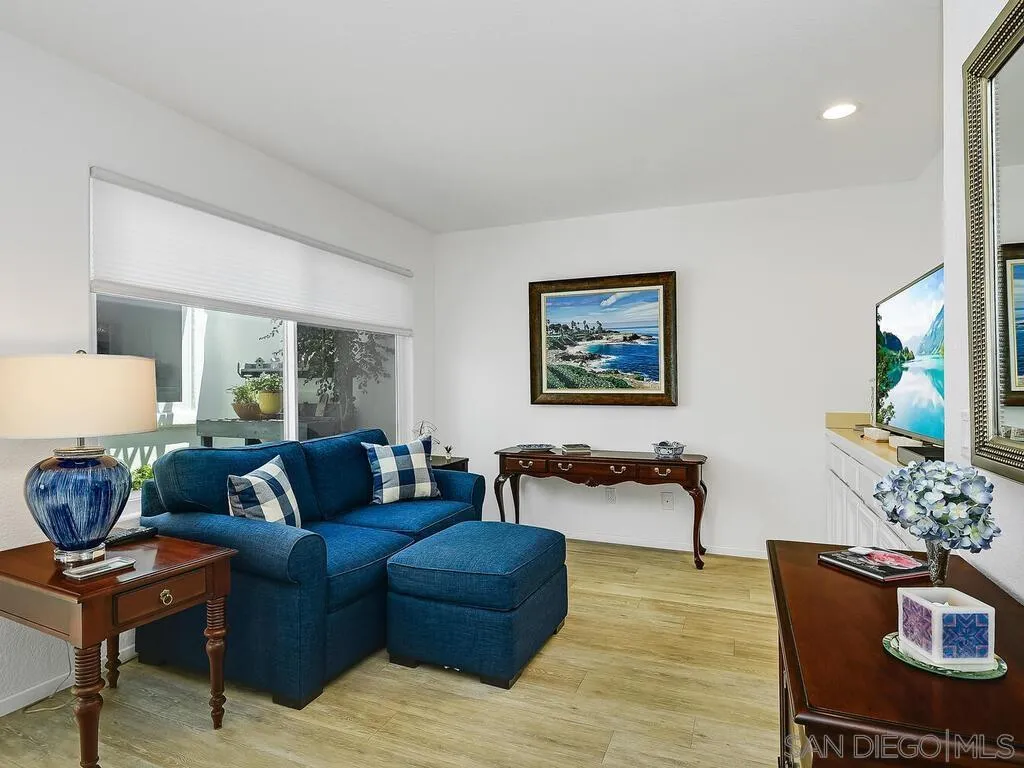 https://cdn.realtyfeed.com/cdn/127/250036703/5a7d9da09a5e6c08f6fd5496dd6bafd9.webp