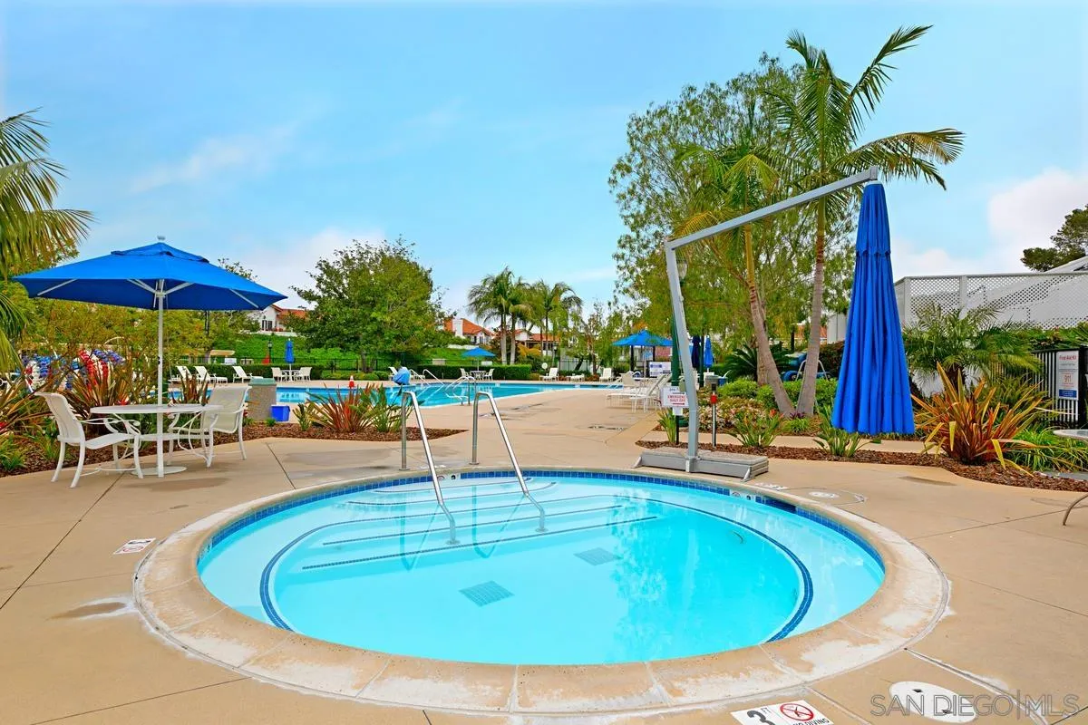 https://cdn.realtyfeed.com/cdn/127/250036703/ca833caea967d996f934c12d55de39cf.webp