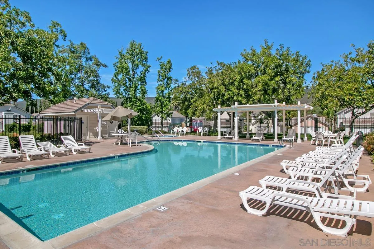 https://cdn.realtyfeed.com/cdn/127/250036705/07b5c720f71d9a1880bed1b2a29862a6.webp