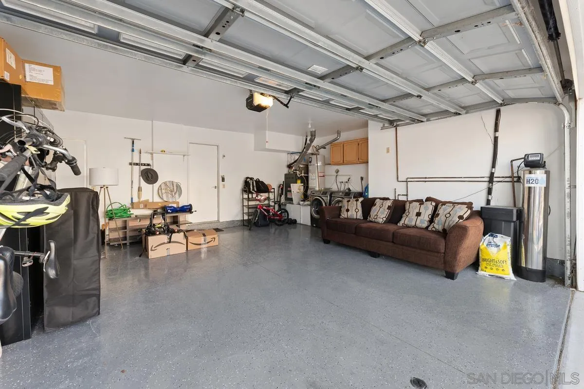 https://cdn.realtyfeed.com/cdn/127/250036705/305688f8d1bb4bcc37c69cd6f8ae96c1.webp