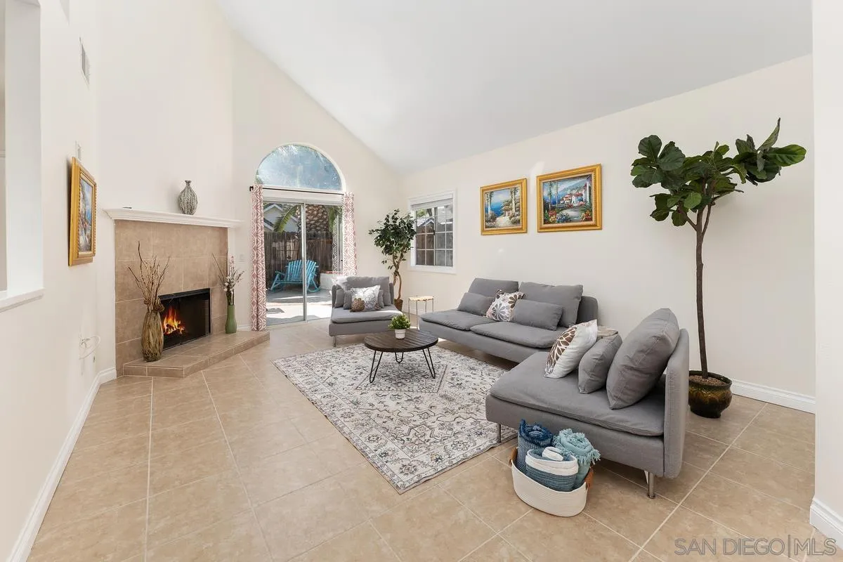 https://cdn.realtyfeed.com/cdn/127/250036705/3764f54e65ddc6305765b76d53cb366e.webp
