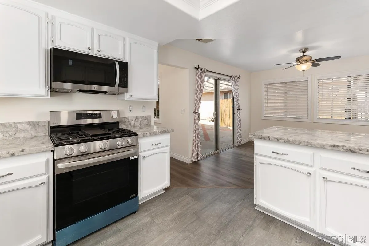 https://cdn.realtyfeed.com/cdn/127/250036705/4022c8711d91bd7fcd0fab3e4627d4bf.webp