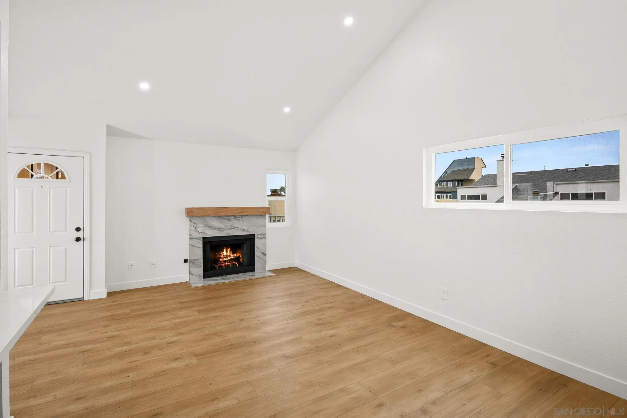 https://cdn.realtyfeed.com/cdn/127/250036706/17eead7bf8516b49cb02ee49c47db195.webp