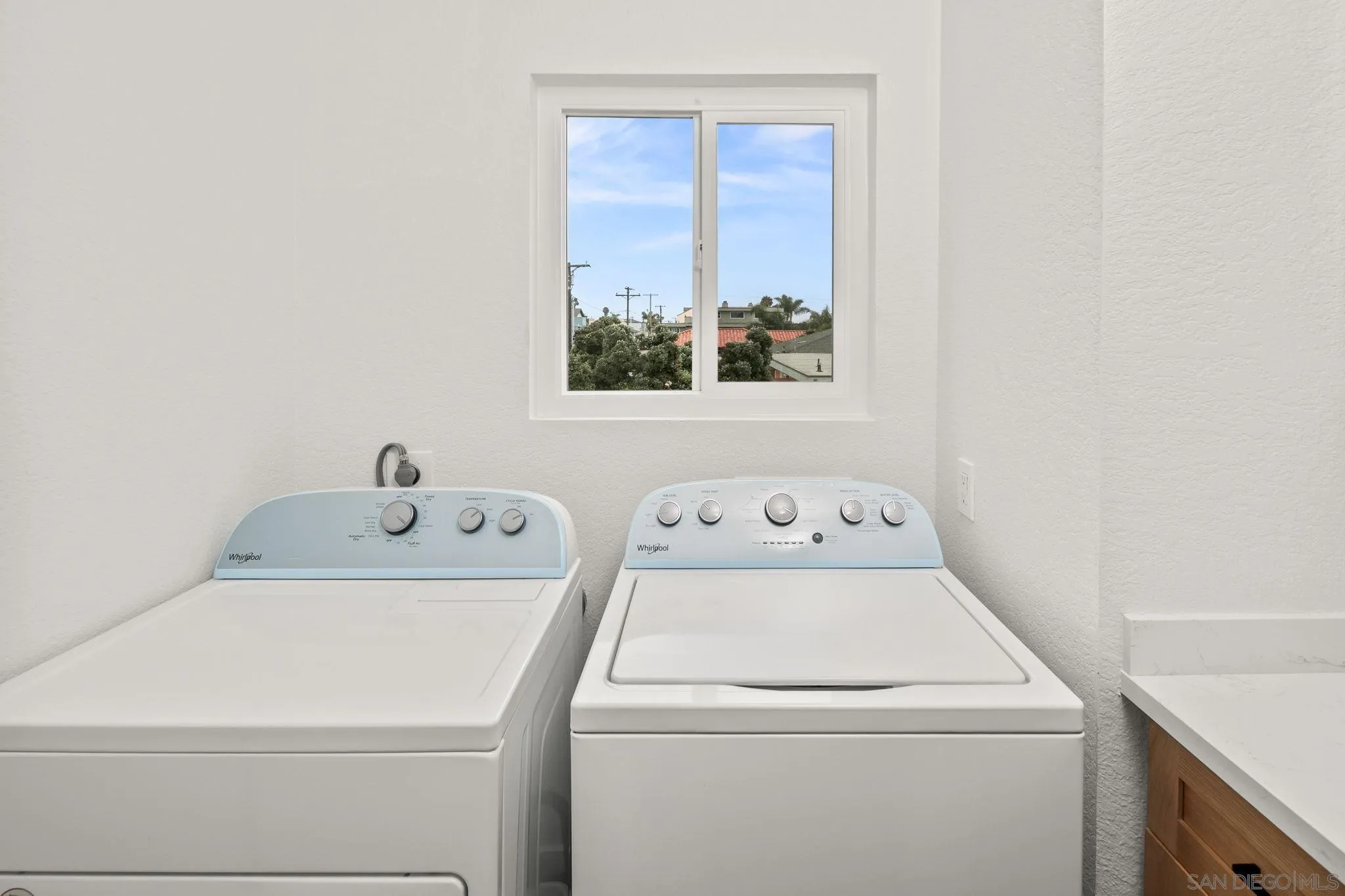 https://cdn.realtyfeed.com/cdn/127/250036706/43d2da7f68877f31707e73e7fbc0125e.webp