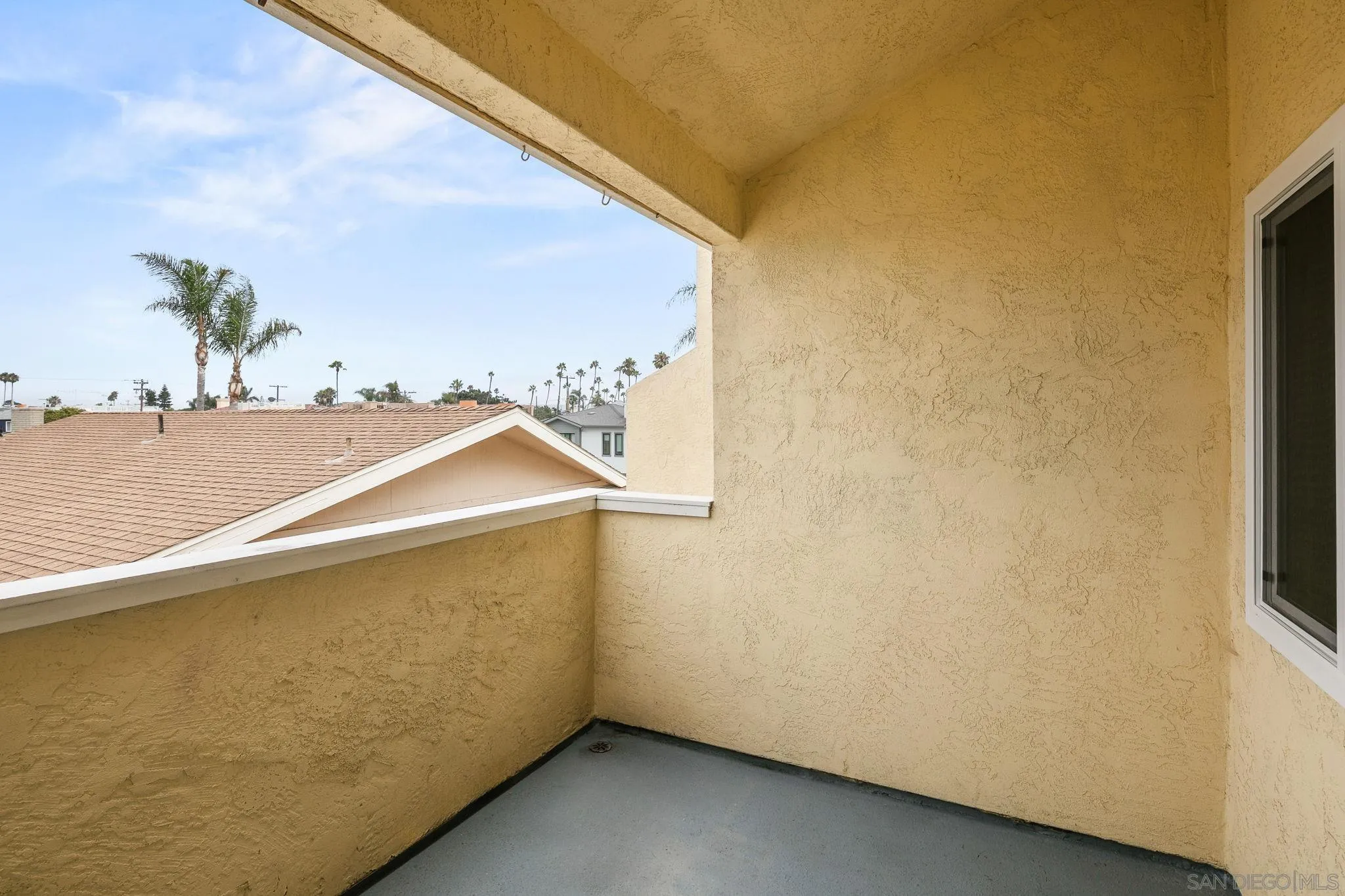 https://cdn.realtyfeed.com/cdn/127/250036706/880a7d26dcb641e2f4a7a21b47b7601a.webp