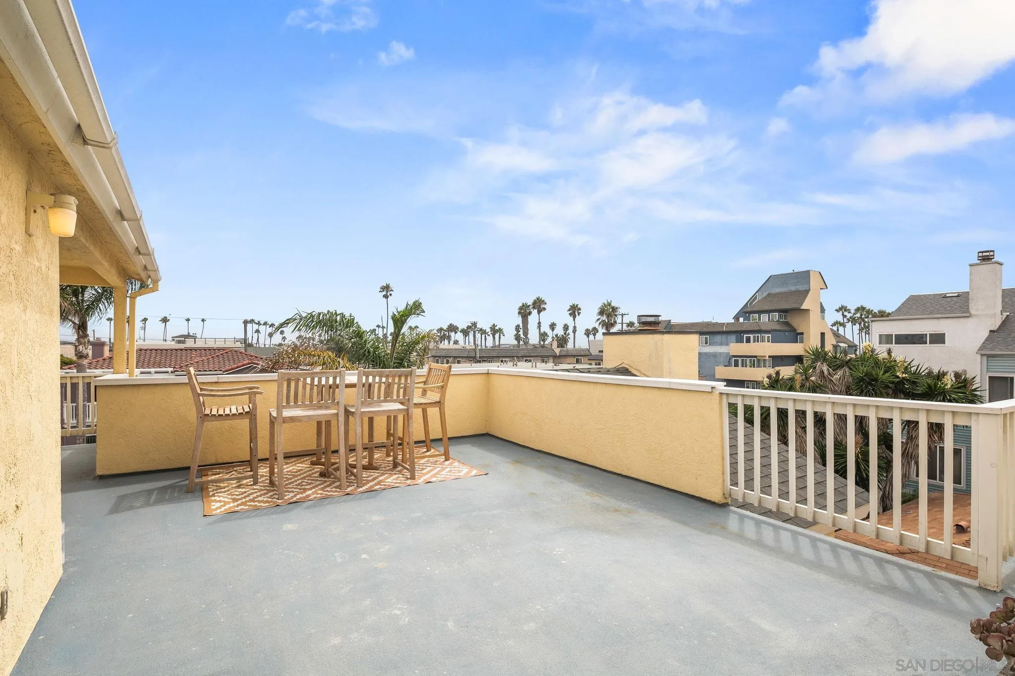 https://cdn.realtyfeed.com/cdn/127/250036706/e8d72c80c7f48f26771b0c881b7c4d97.webp