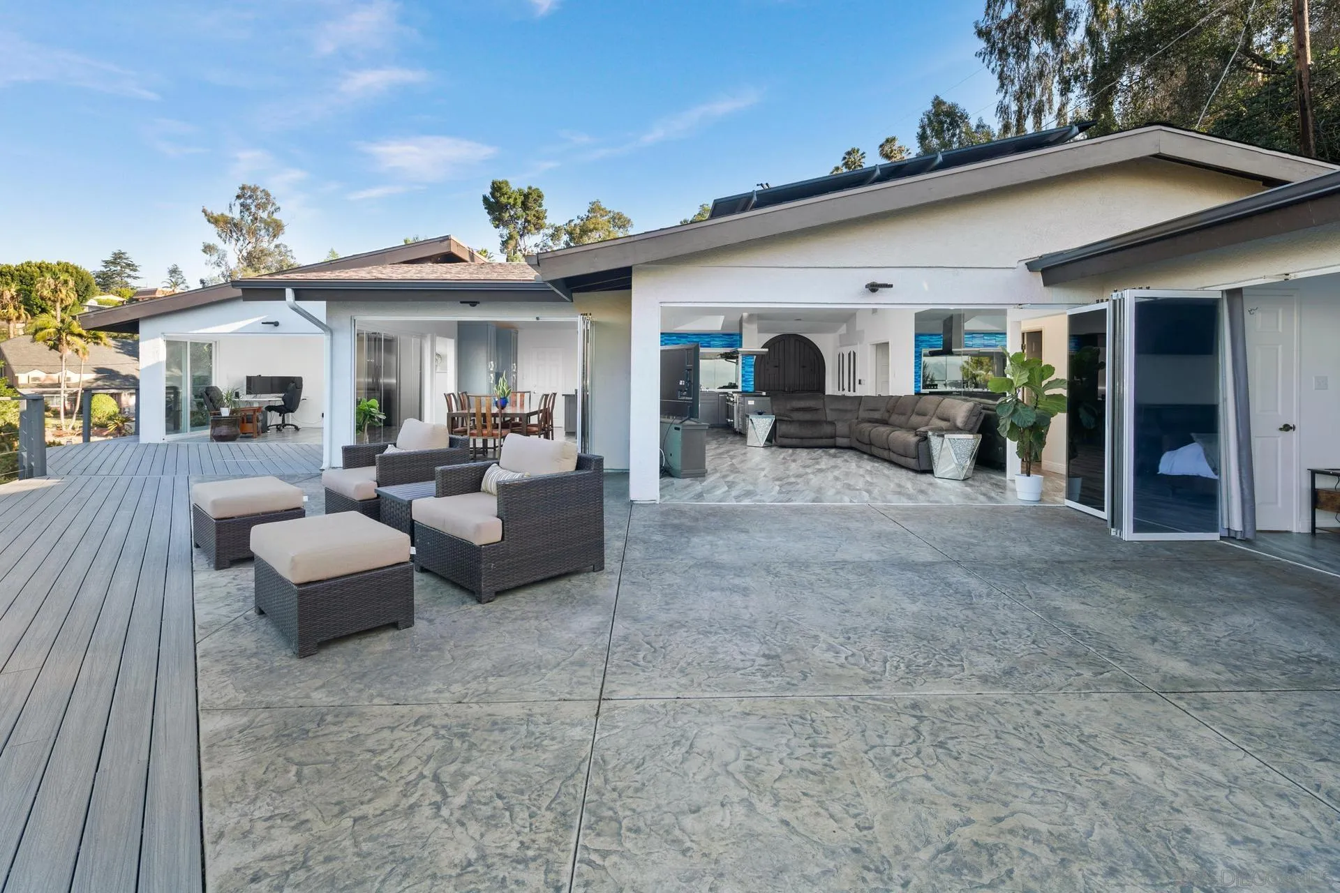 https://cdn.realtyfeed.com/cdn/127/250036707/4c77b7d9bd4a6d8c49bd9fab38be97da.webp