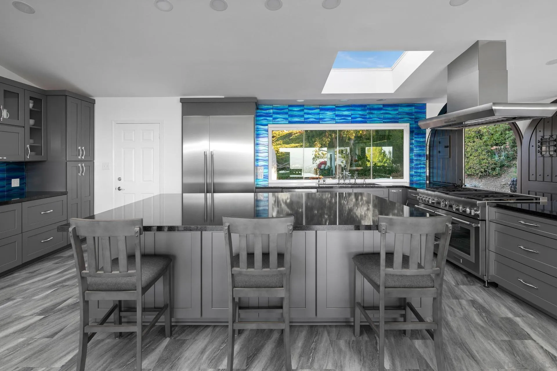 https://cdn.realtyfeed.com/cdn/127/250036707/54b8aea10c84a4821a3a69f2b6c4aab8.webp