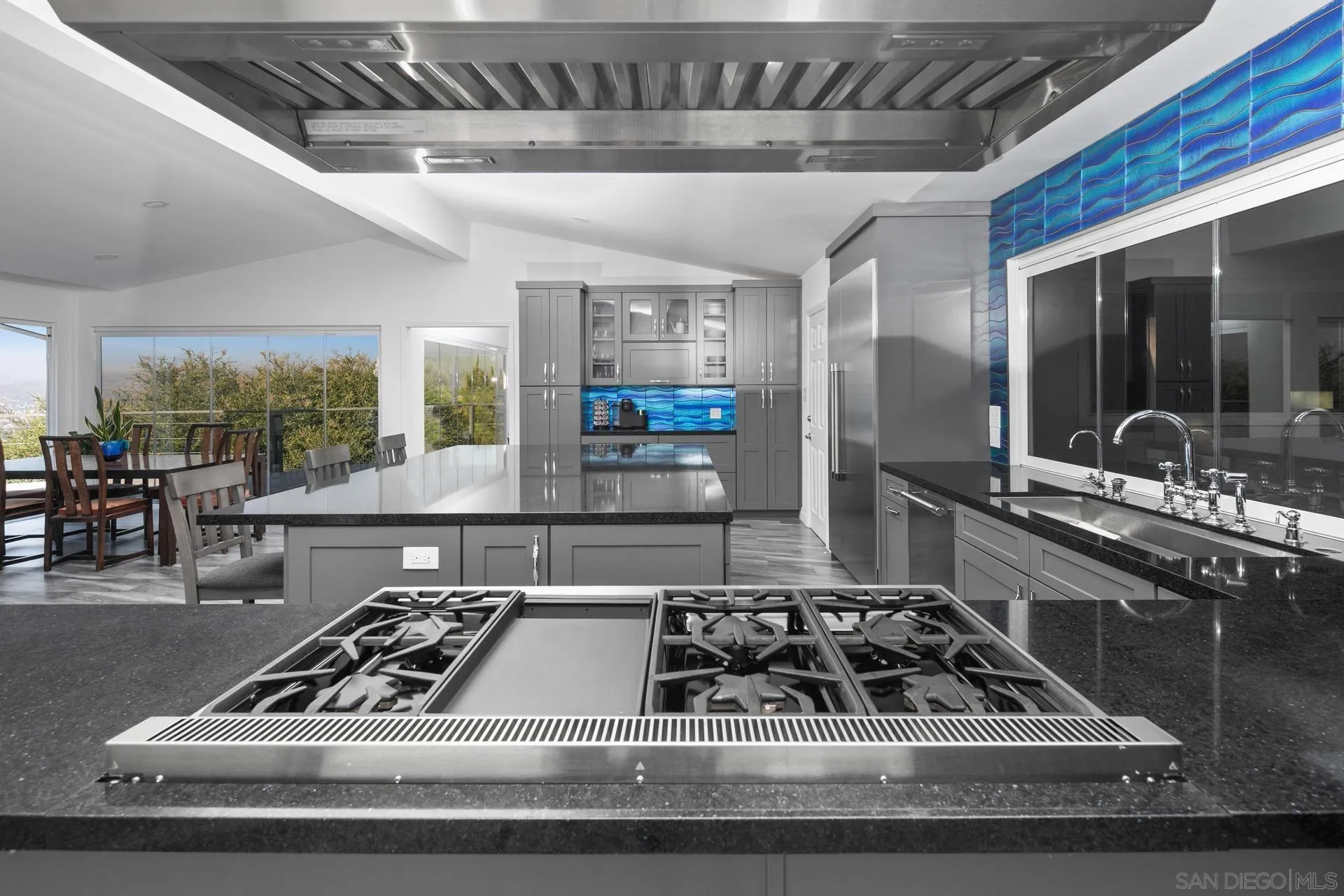 https://cdn.realtyfeed.com/cdn/127/250036707/ad294a85a8c753b218e0ac65d79e44e6.webp
