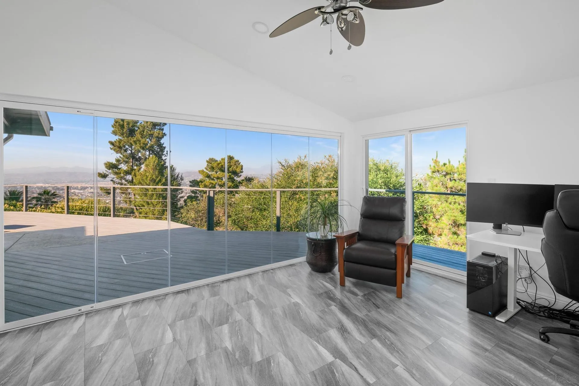 https://cdn.realtyfeed.com/cdn/127/250036707/c4642afd91ea6003f4228054247193ae.webp