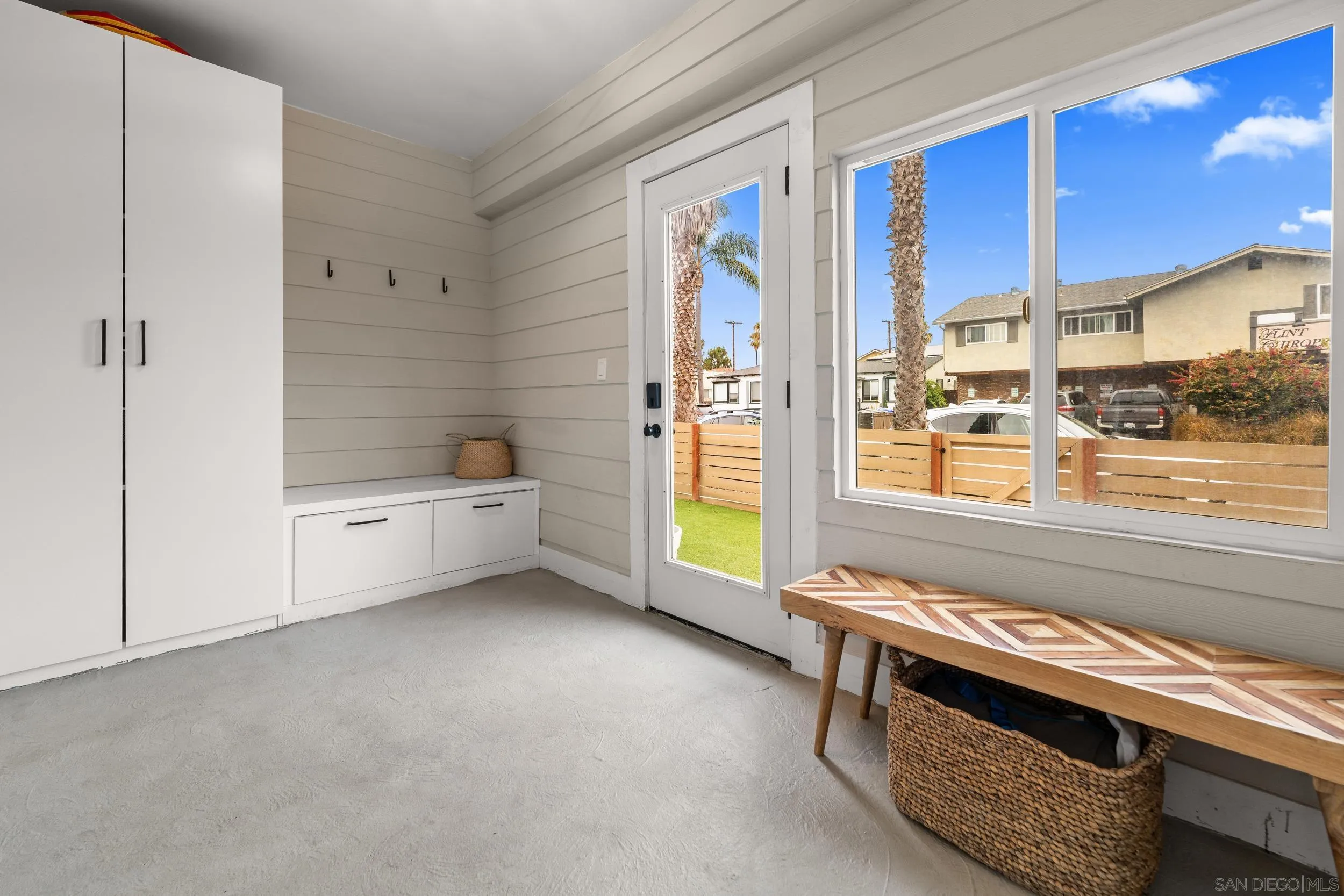https://cdn.realtyfeed.com/cdn/127/250036711/660279b961581b7a9b7cd8cd278e0a26.webp