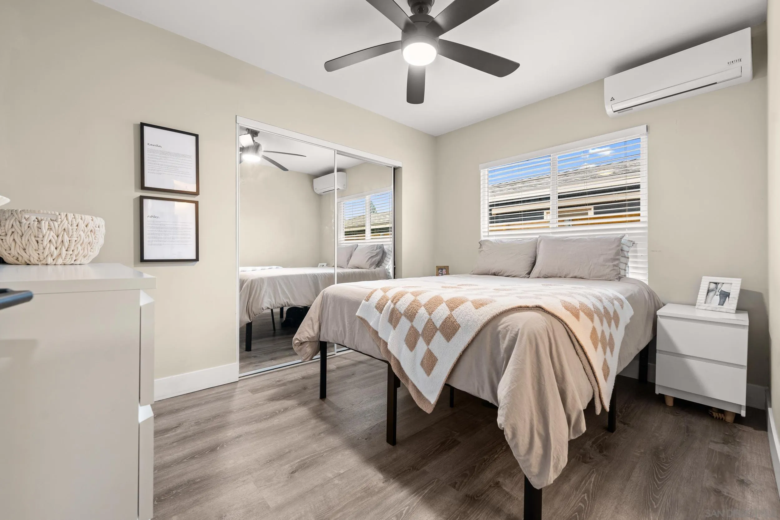 https://cdn.realtyfeed.com/cdn/127/250036711/c4bfe443d33fe54ebc913678b9ad074e.webp