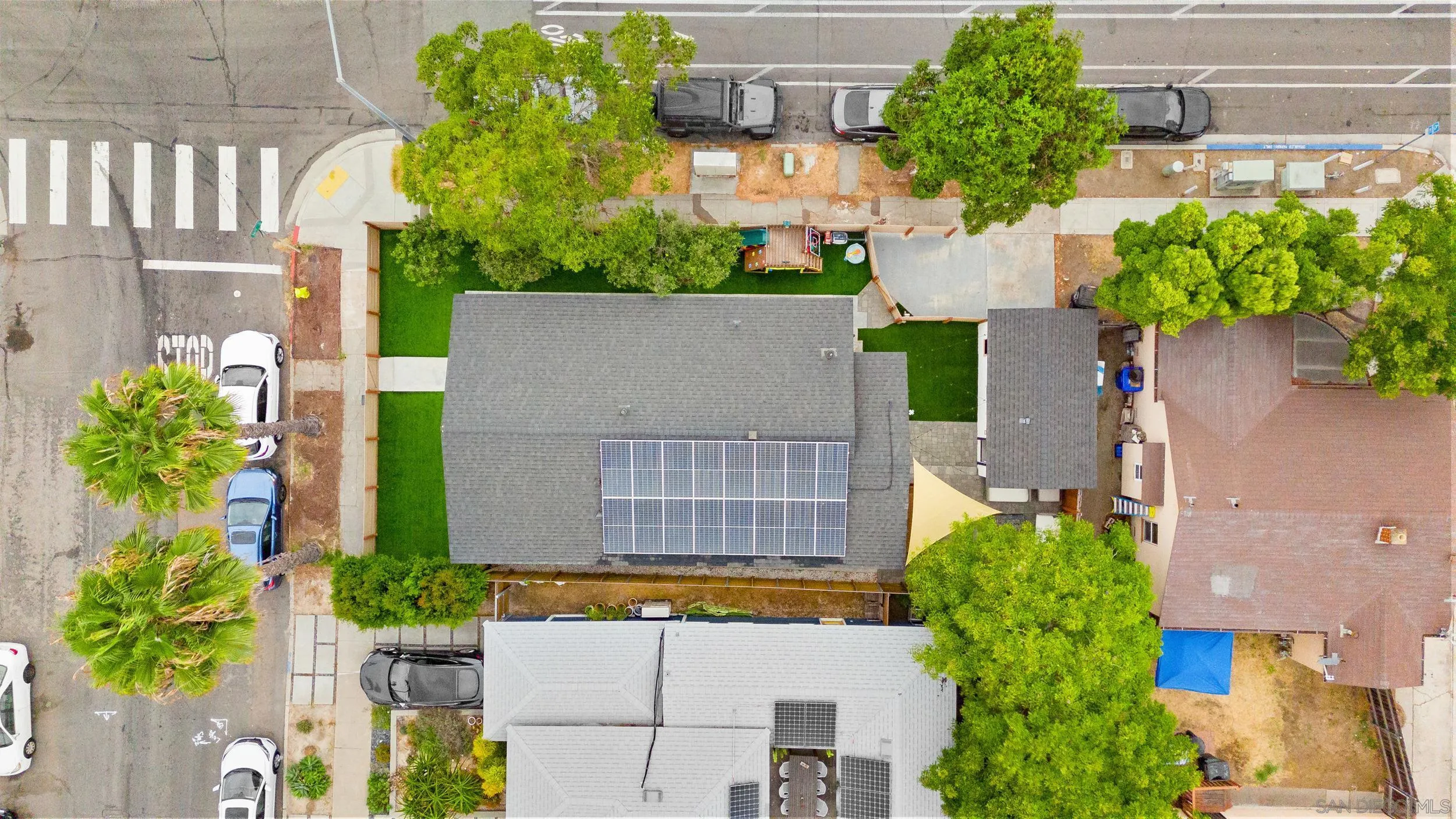https://cdn.realtyfeed.com/cdn/127/250036711/d393924c04c241f526a97d235fbd355c.webp