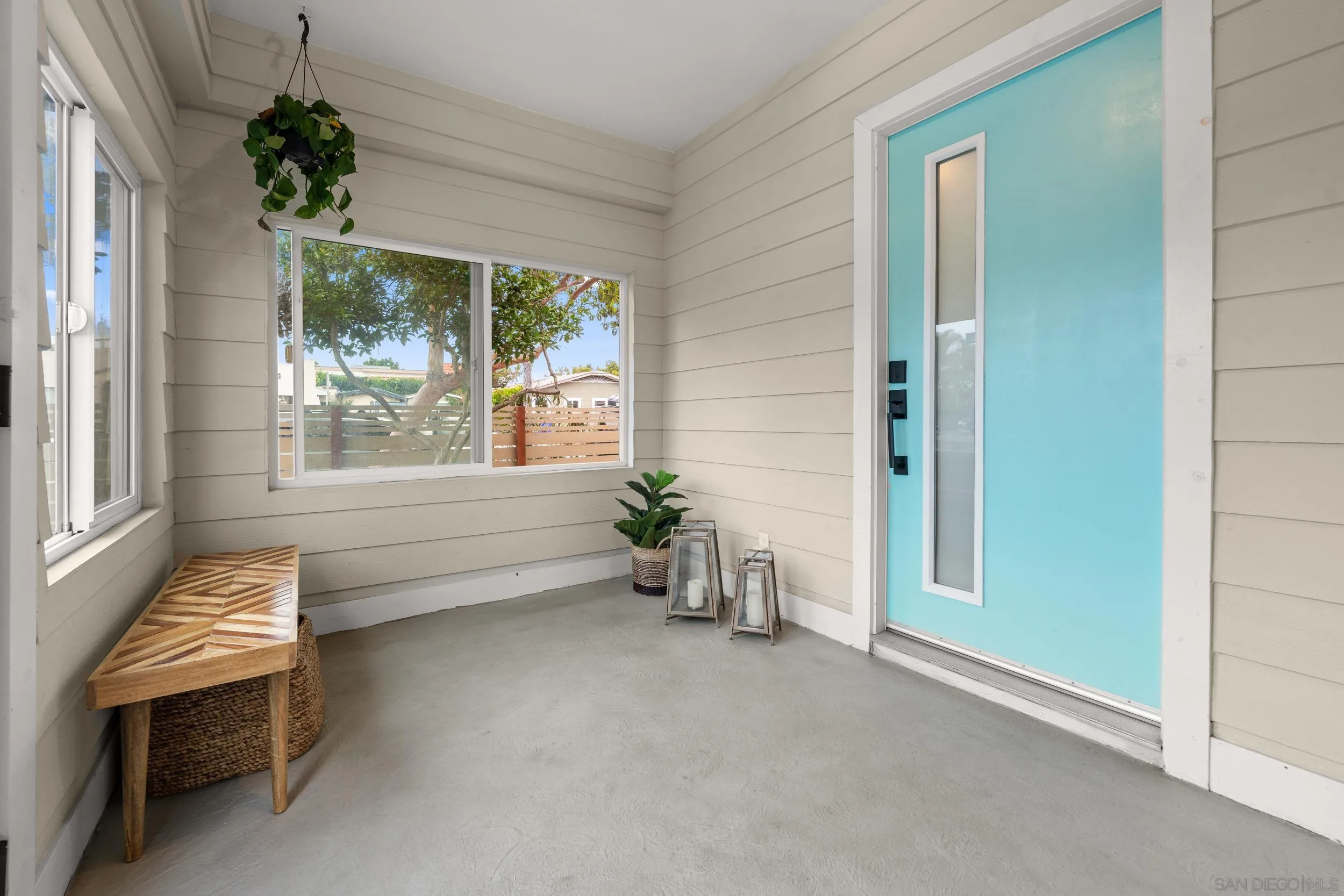 https://cdn.realtyfeed.com/cdn/127/250036711/ded10a03f6dca5bd34a023fad091bf4a.webp