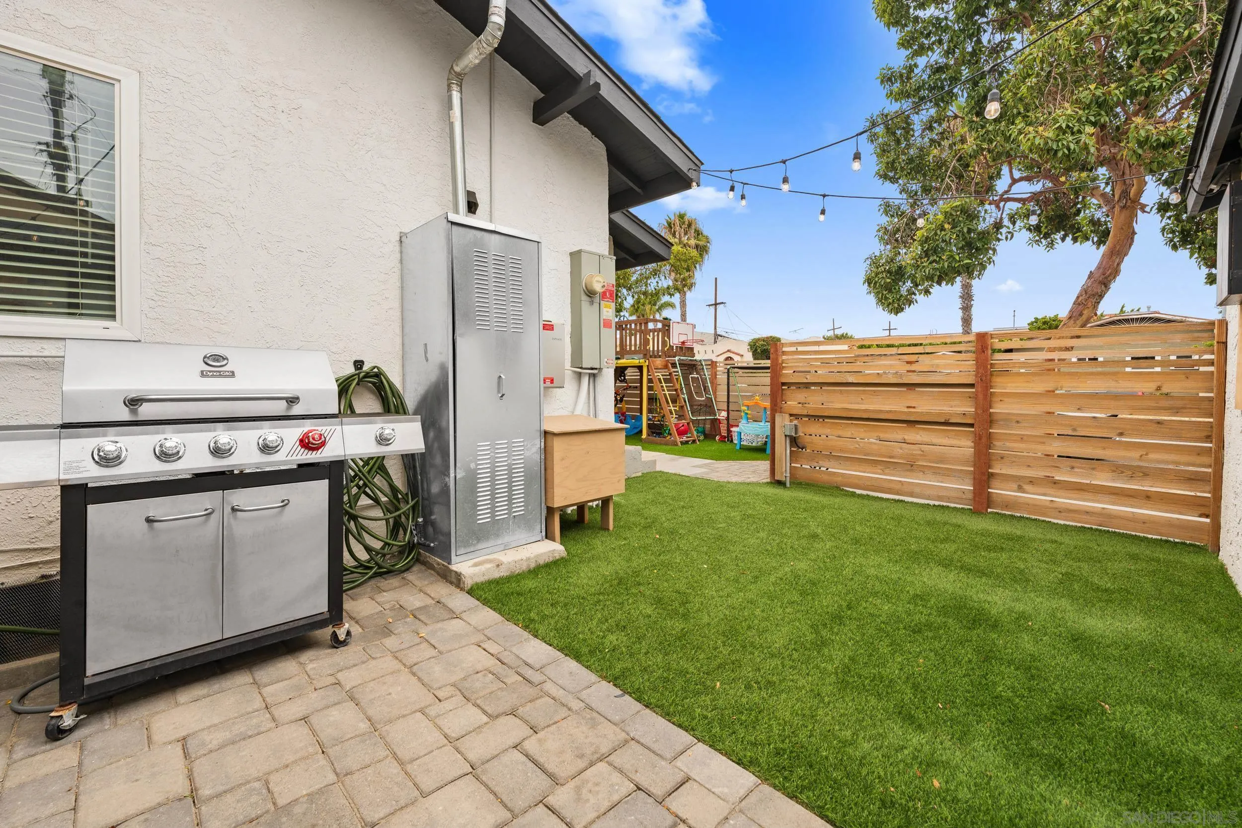 https://cdn.realtyfeed.com/cdn/127/250036711/feaed2ea10e7396aaf9ad3833fa89be4.webp
