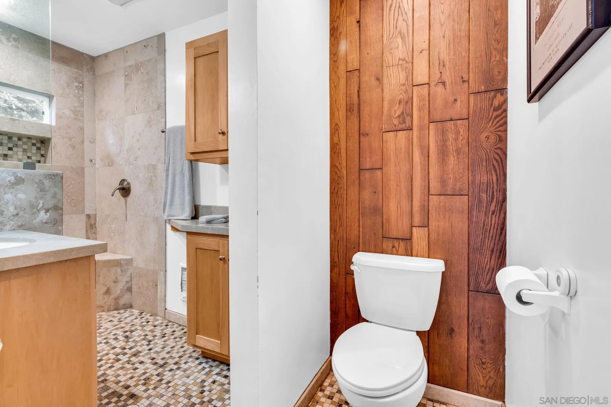 https://cdn.realtyfeed.com/cdn/127/250036714/6b6337c512c6874200be40f842ee65af.webp