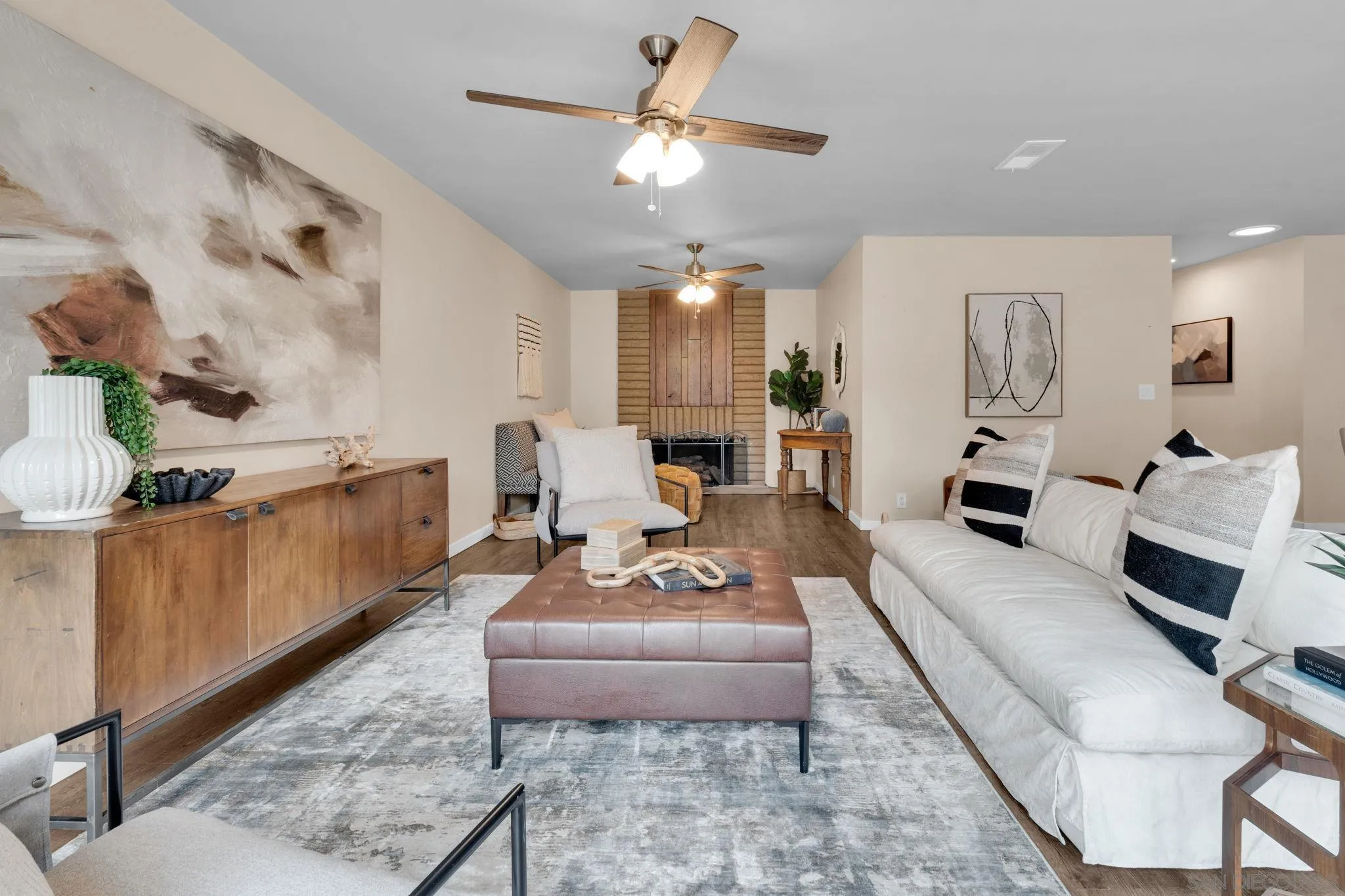 https://cdn.realtyfeed.com/cdn/127/250036714/8392a6f316e11c1964736372c64eeee0.webp