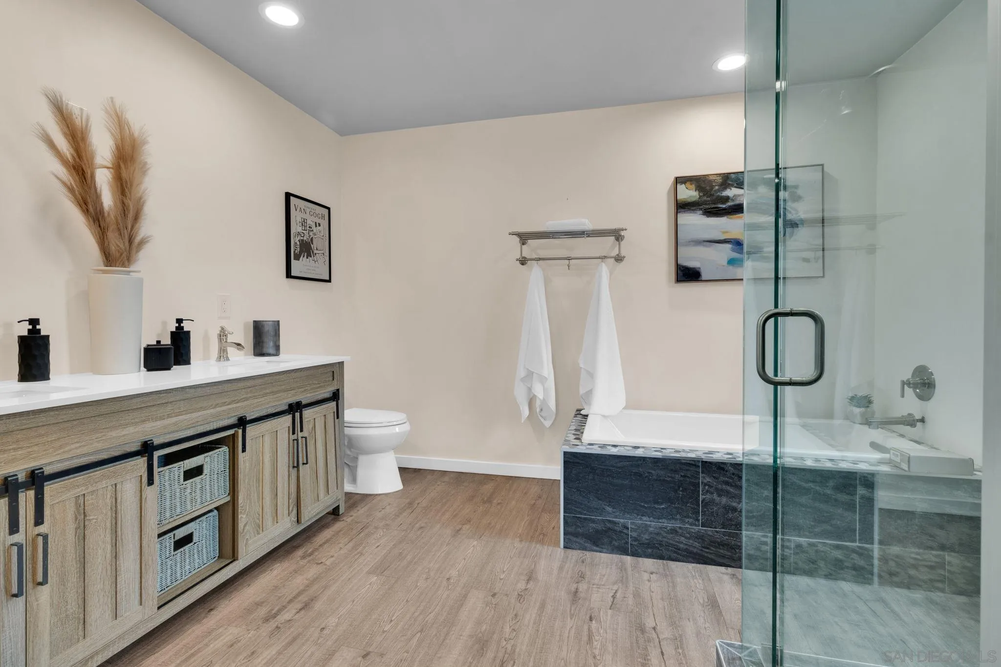 https://cdn.realtyfeed.com/cdn/127/250036714/c91df973eb7f81795b25b5c6fea078ed.webp