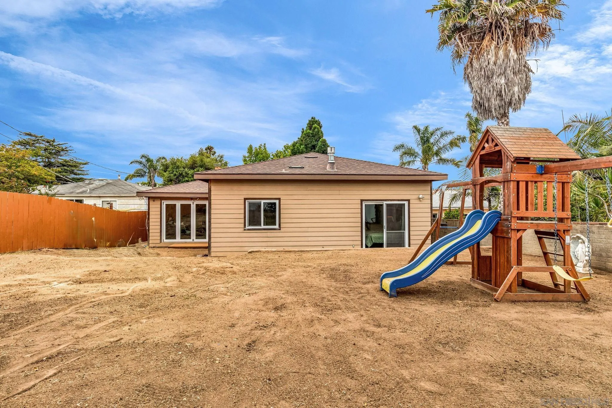 https://cdn.realtyfeed.com/cdn/127/250036714/e7e379e2dffae3f5b0f2befaf520bb38.webp