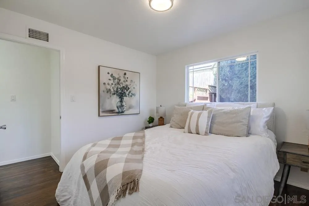 https://cdn.realtyfeed.com/cdn/127/250036715/2e3b6d12e646574051442be00b8fb63e.webp