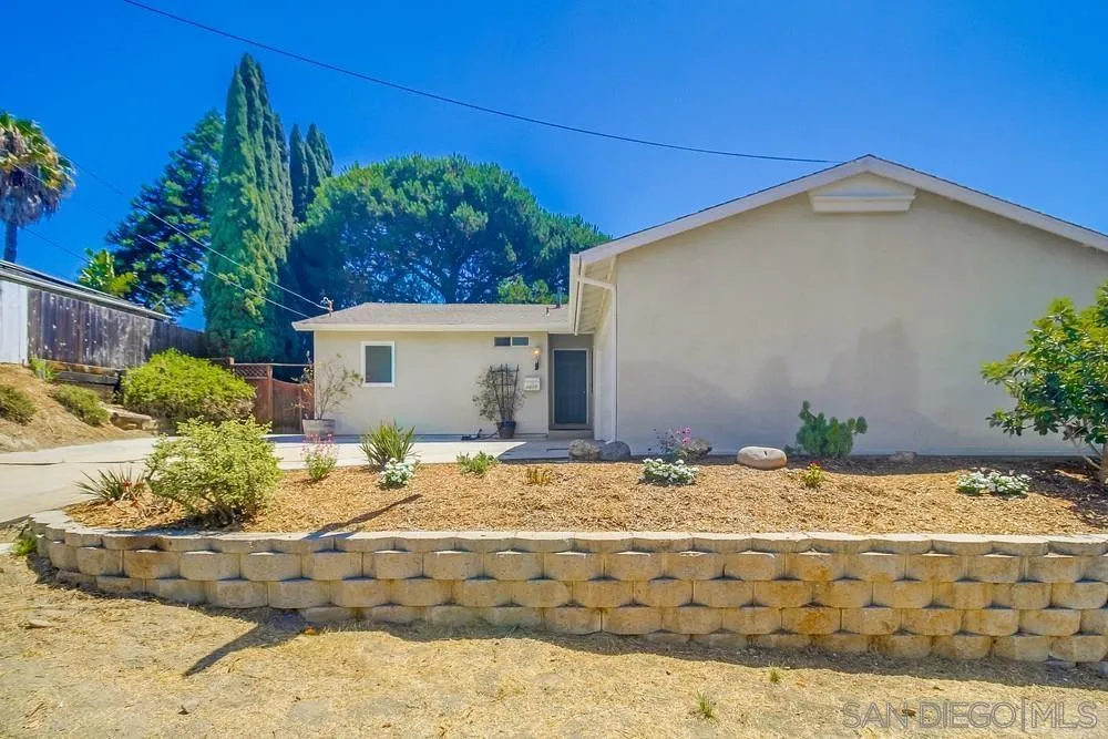 https://cdn.realtyfeed.com/cdn/127/250036715/57c49aa181b133cce421d41a8aec3b0d.webp