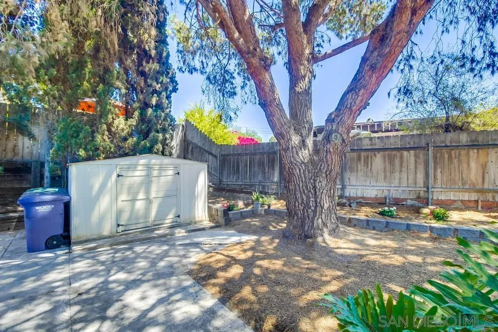 https://cdn.realtyfeed.com/cdn/127/250036715/899c124be8223947208732e7c17220ba.webp