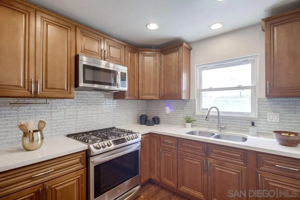 https://cdn.realtyfeed.com/cdn/127/250036715/aa3eef1f4962e7ee3f76be1598242285.webp
