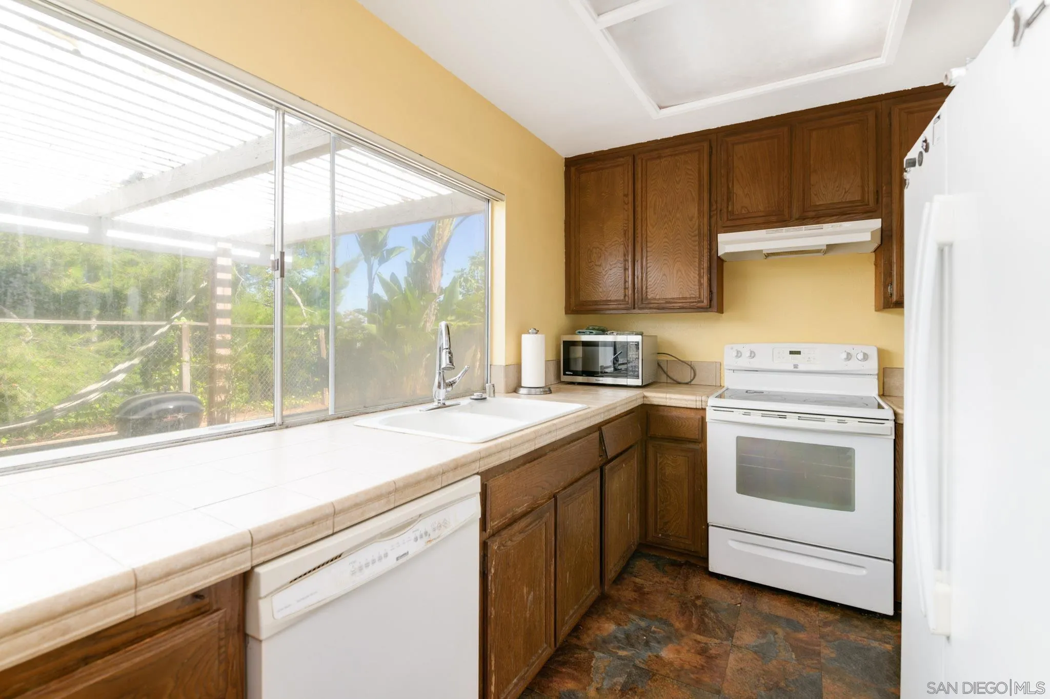 https://cdn.realtyfeed.com/cdn/127/250036717/2679e5511d75c503a430722a88510eee.webp