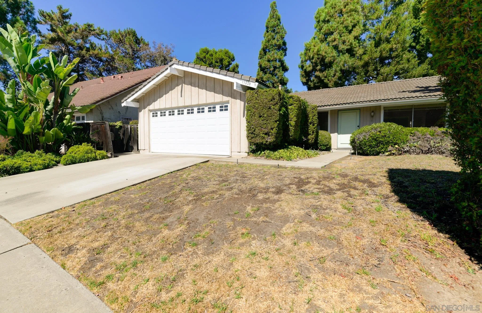 https://cdn.realtyfeed.com/cdn/127/250036717/289f4edc6c5ea9b979815513dad74c51.webp