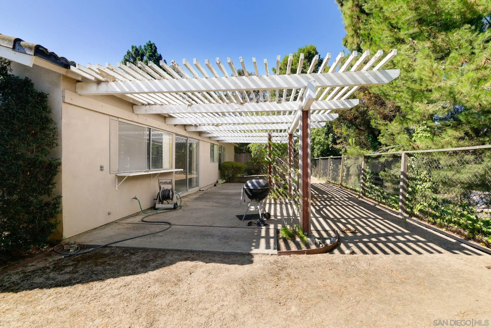 https://cdn.realtyfeed.com/cdn/127/250036717/5ce1f724e5965c8fa189a0a5e355294c.webp