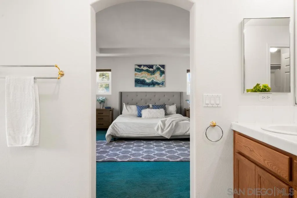 https://cdn.realtyfeed.com/cdn/127/250036718/208d9d955a93521e36c0494b68abf0a6.webp