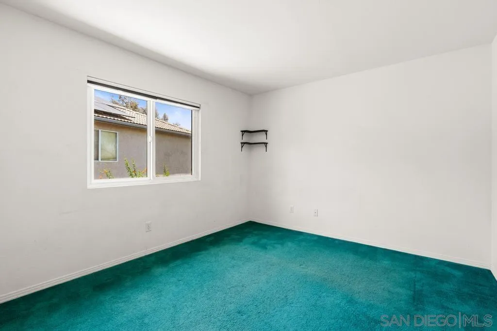https://cdn.realtyfeed.com/cdn/127/250036718/359aba1369b9336bb758a63711d6c4d4.webp