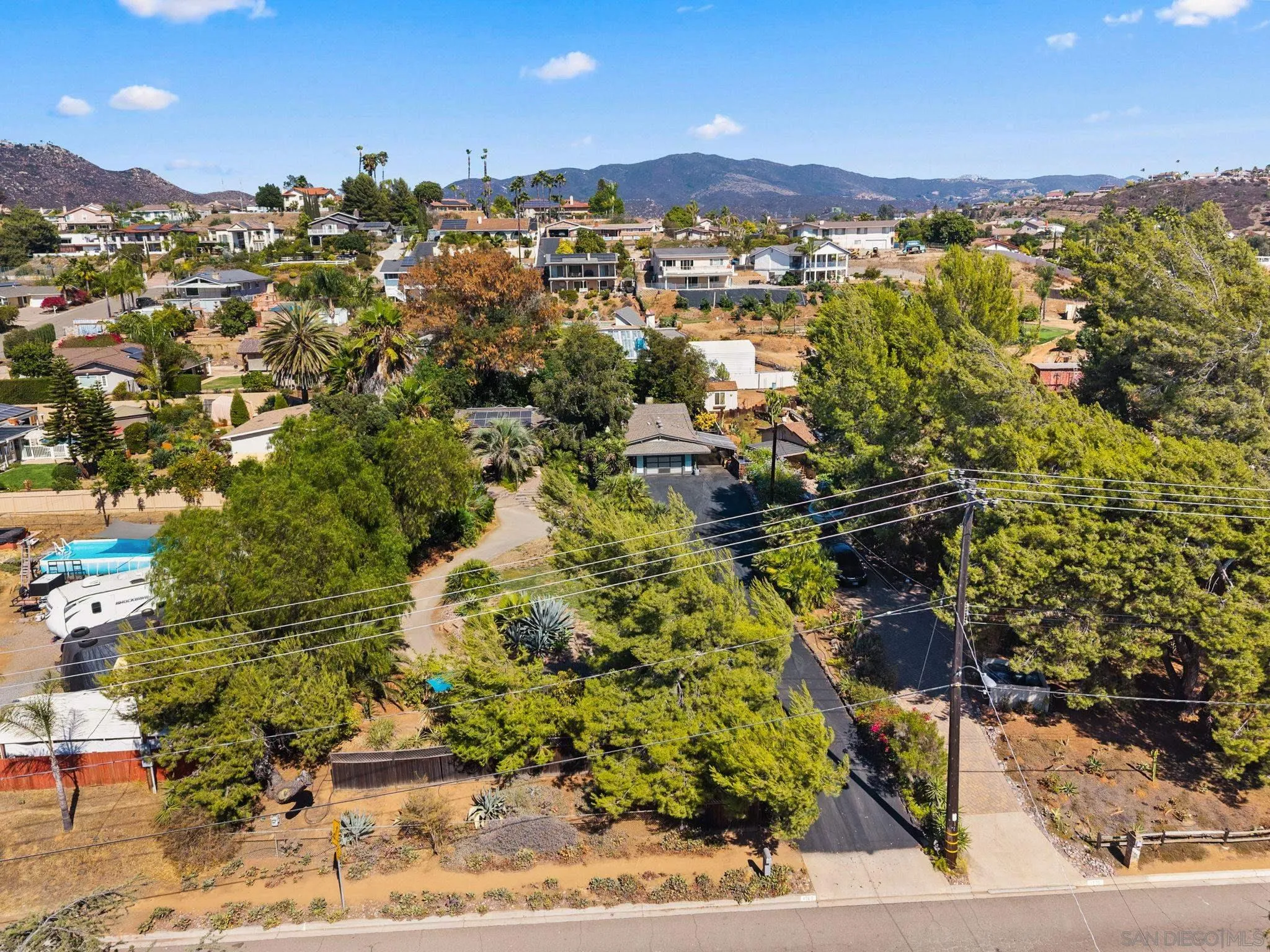 https://cdn.realtyfeed.com/cdn/127/250036719/3bac6e16f89087708e91e599b237f3cd.webp