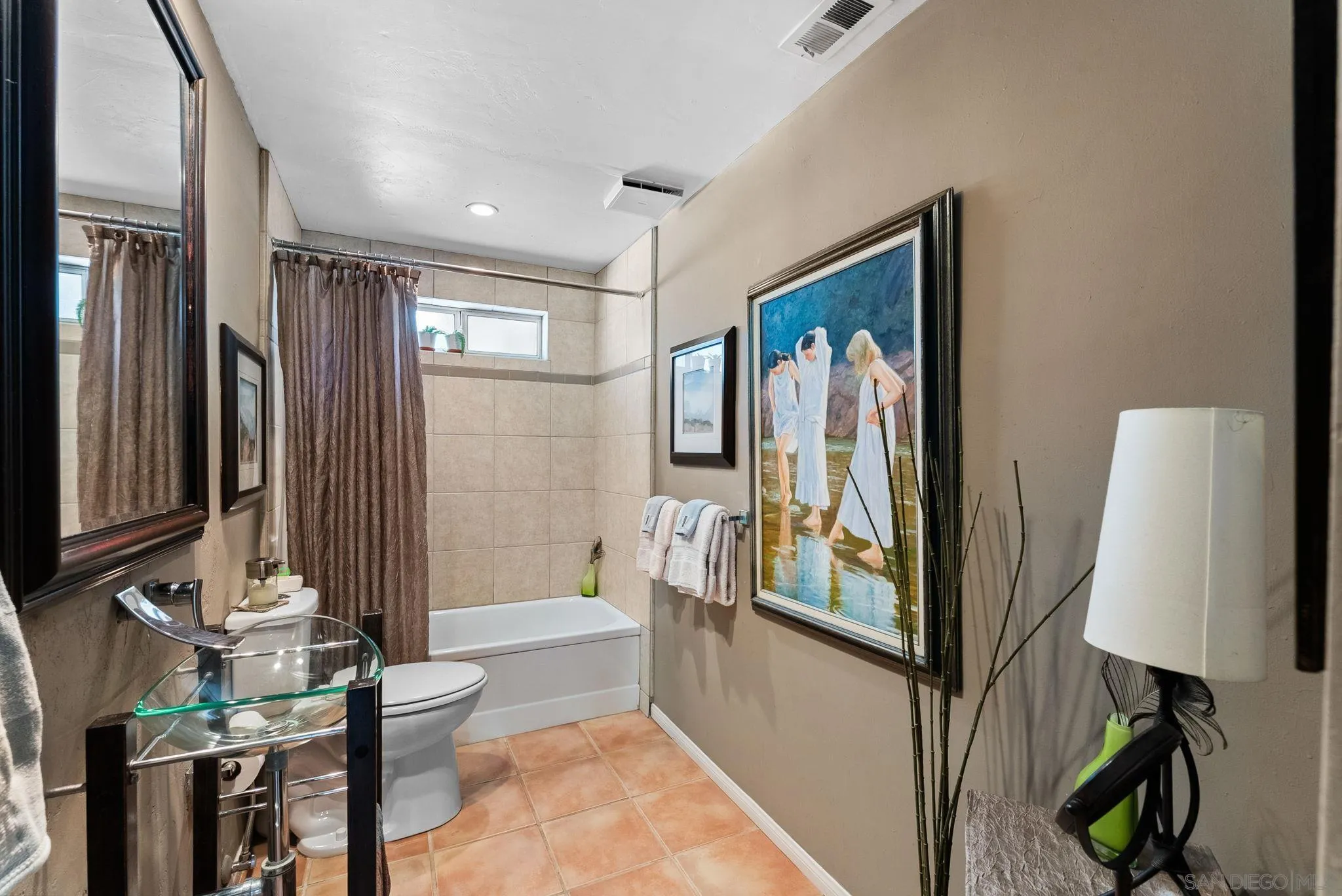 https://cdn.realtyfeed.com/cdn/127/250036719/b8fe29ad5145c19b05014fc0c83afb9f.webp
