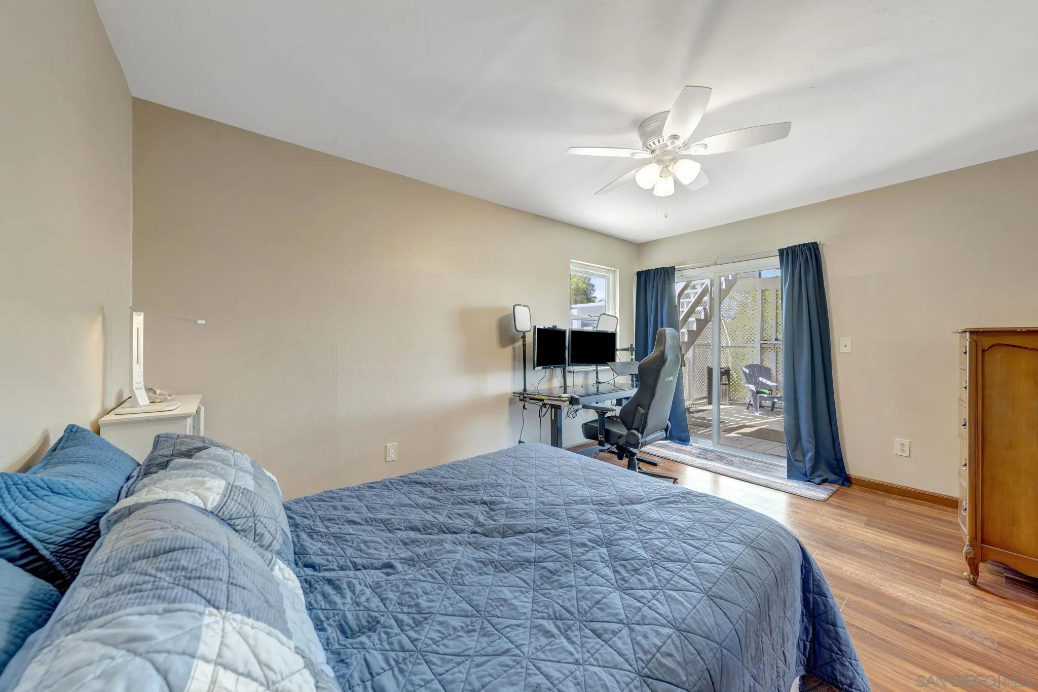 https://cdn.realtyfeed.com/cdn/127/250036720/8f1d6590ef1cc9489aae443da44e5414.webp