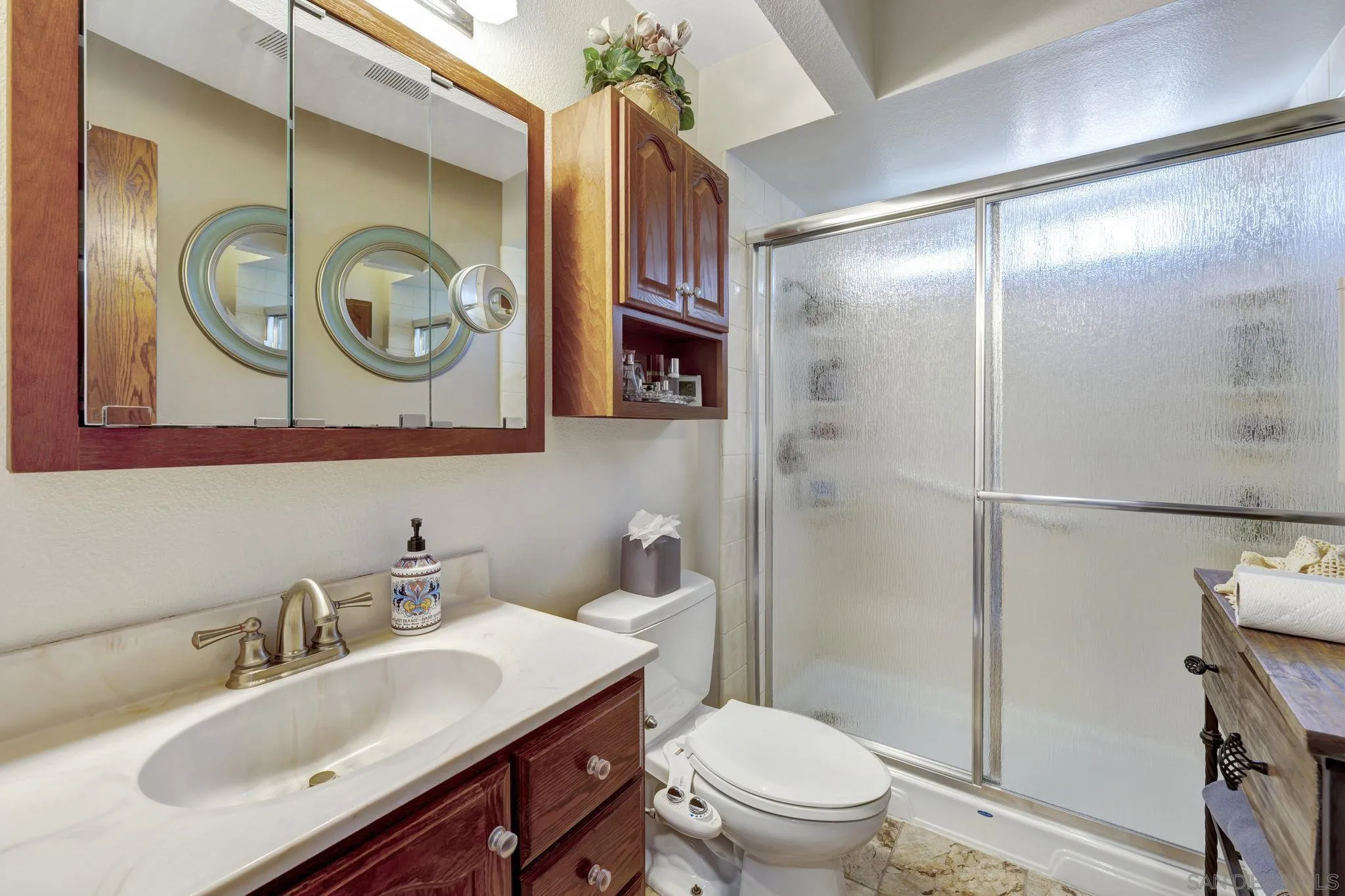 https://cdn.realtyfeed.com/cdn/127/250036720/93f04c9432942e0acbcd0d16d2dccaeb.webp