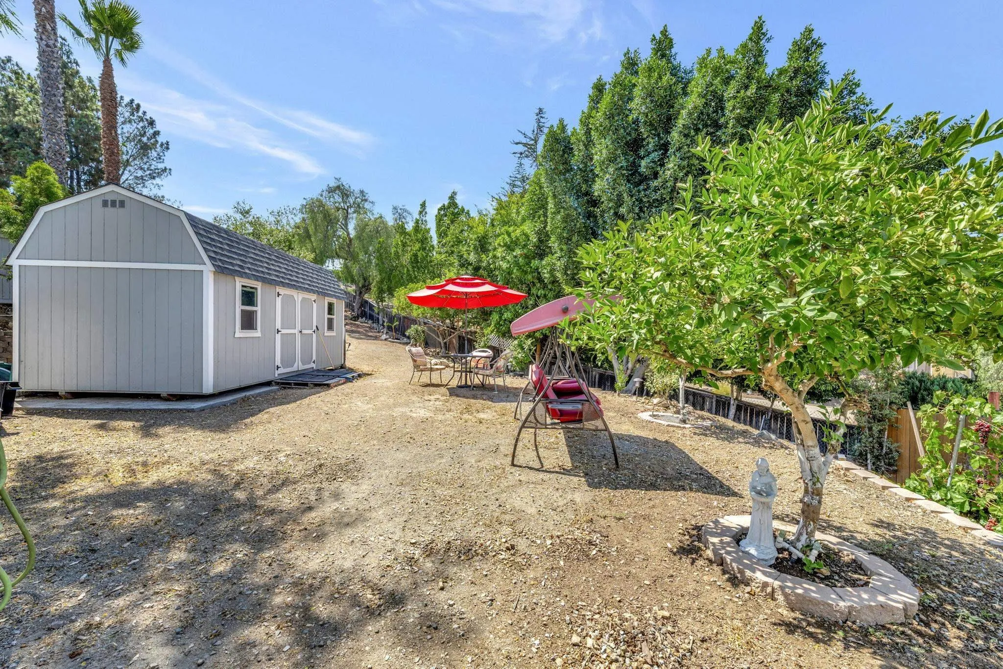 https://cdn.realtyfeed.com/cdn/127/250036720/c2487c969da25a60a7b2e4409d0eb589.webp