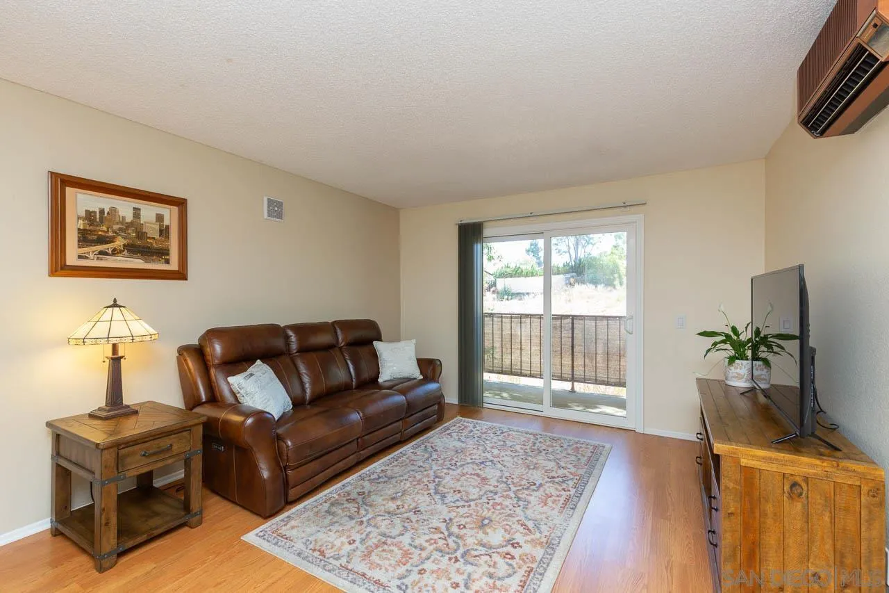 https://cdn.realtyfeed.com/cdn/127/250036723/22eb4649cdeb1cf98103b9aacd7c0361.webp