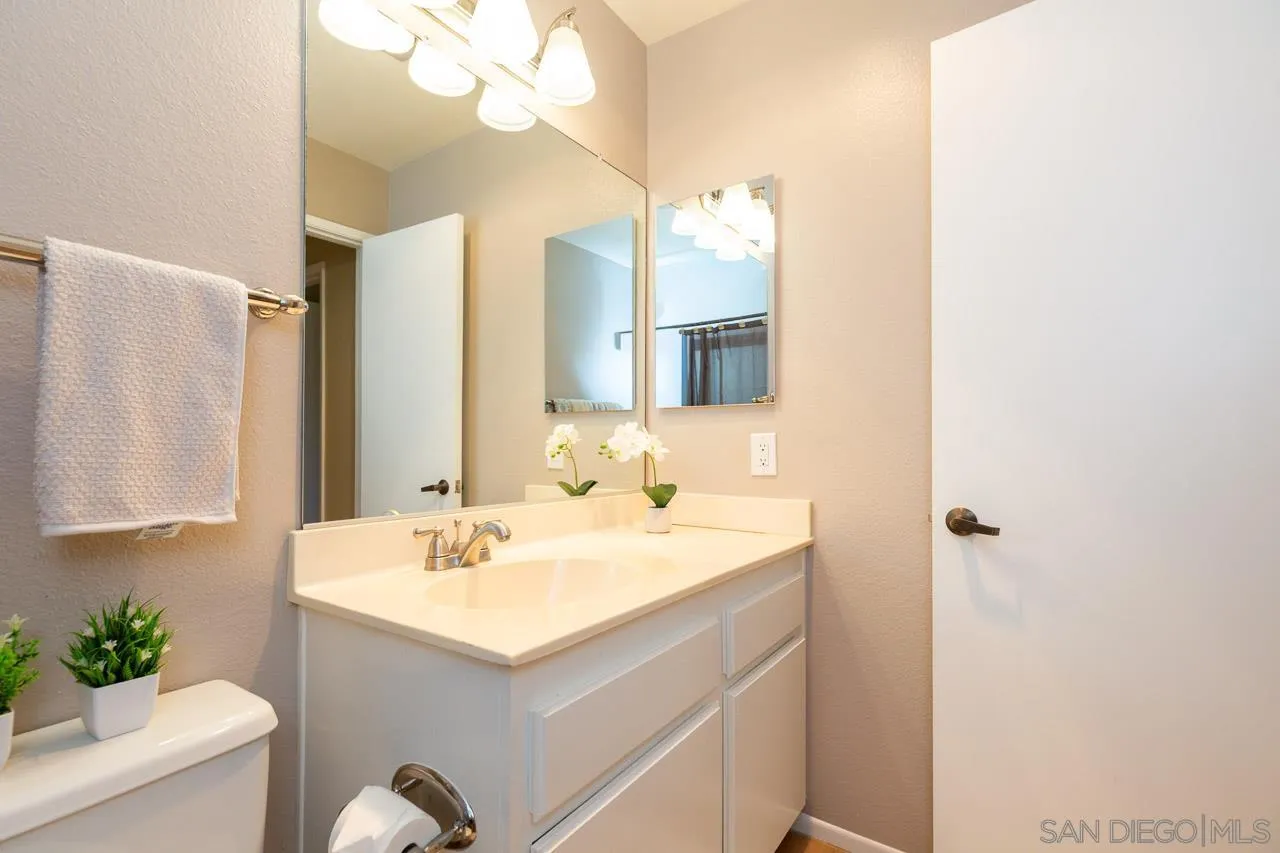 https://cdn.realtyfeed.com/cdn/127/250036723/714d073b16fe6afadcaca4bb2034894c.webp