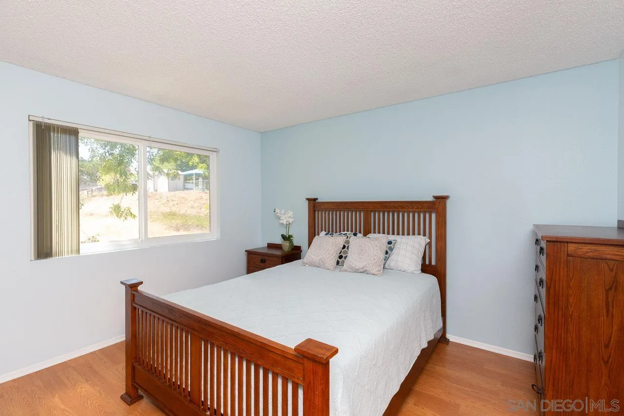 https://cdn.realtyfeed.com/cdn/127/250036723/a58bd8ab470c7ba0f310efd13ccfb87c.webp