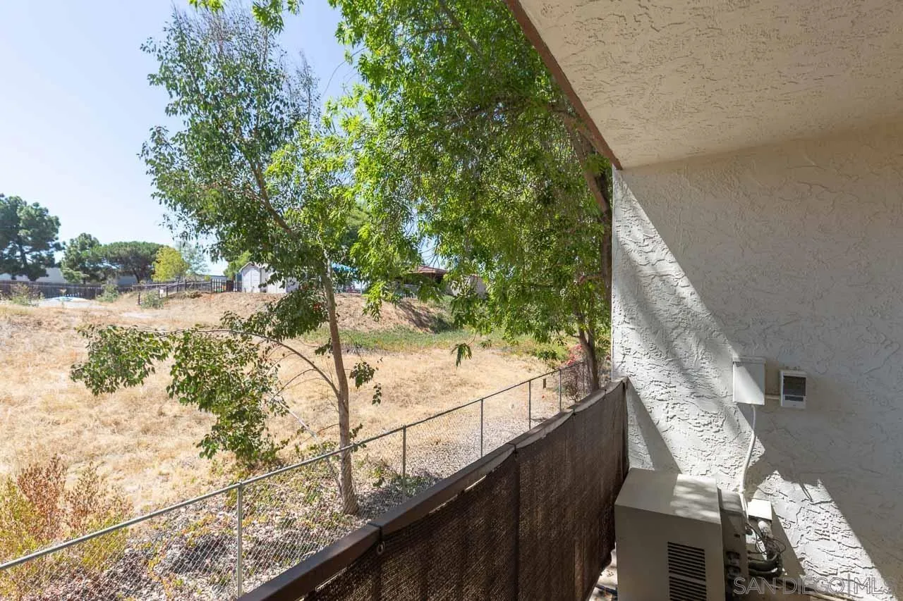 https://cdn.realtyfeed.com/cdn/127/250036723/a89590436836491ca7dc7952dc211fa9.webp