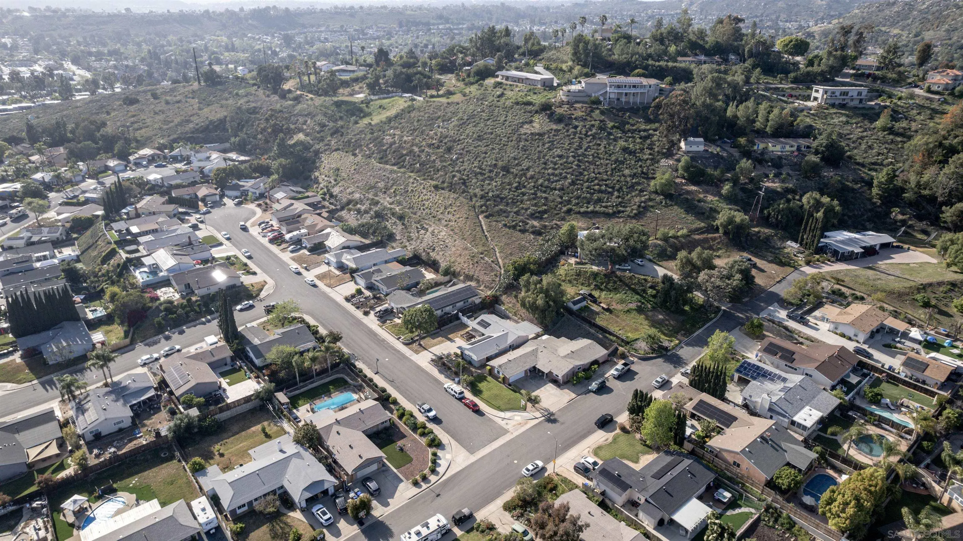 https://cdn.realtyfeed.com/cdn/127/250036724/232b7b8887de6fd0684d7808efc385da.webp
