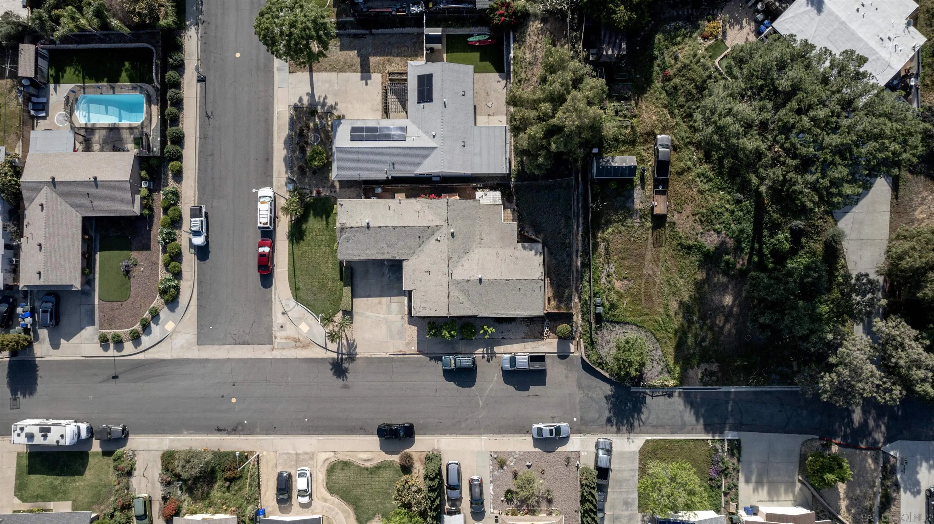 https://cdn.realtyfeed.com/cdn/127/250036724/9701f4b1610691807513bc9625ea6741.webp