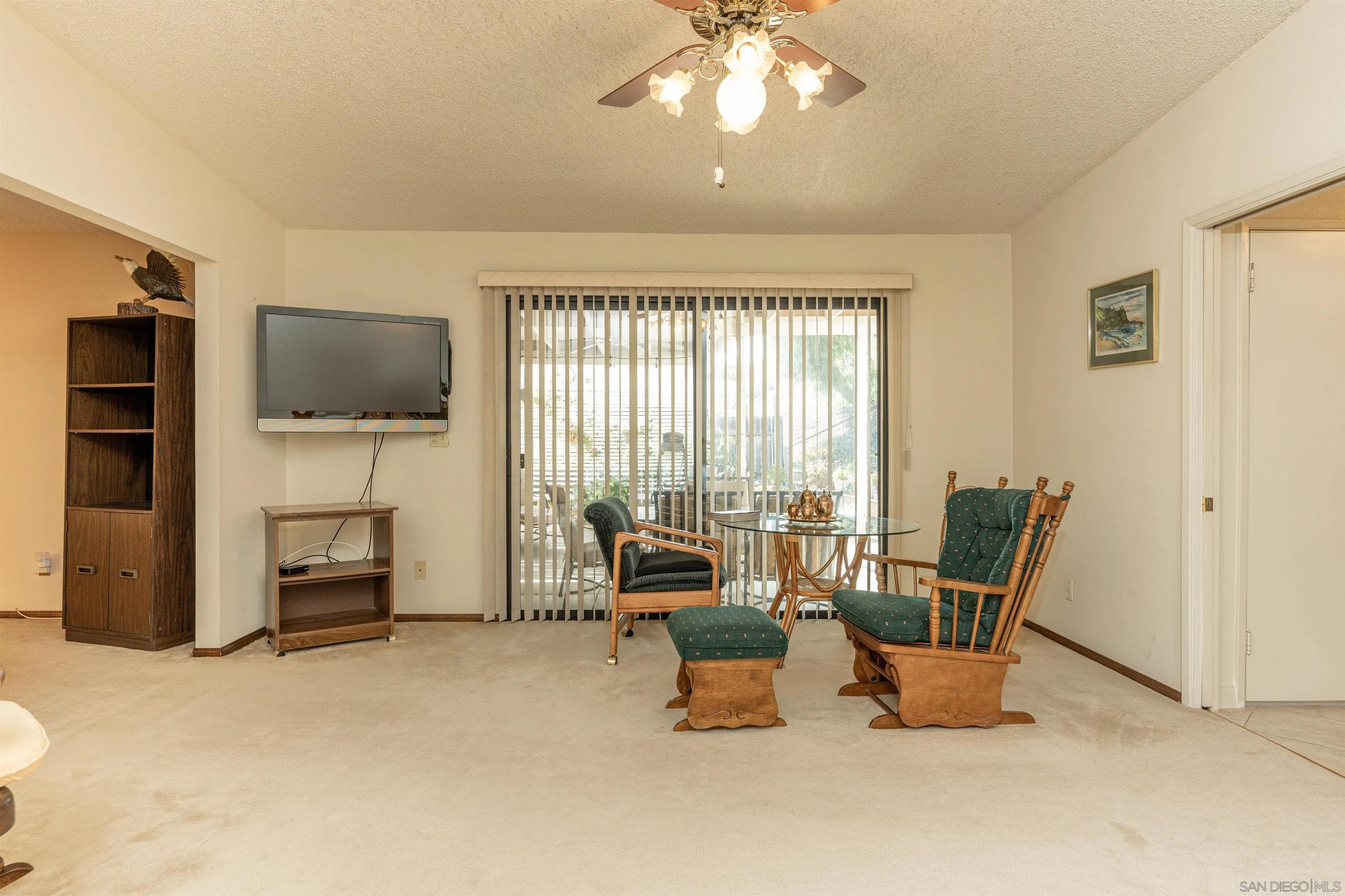 https://cdn.realtyfeed.com/cdn/127/250036724/af2cf7023480399cd70f053695d5af08.webp