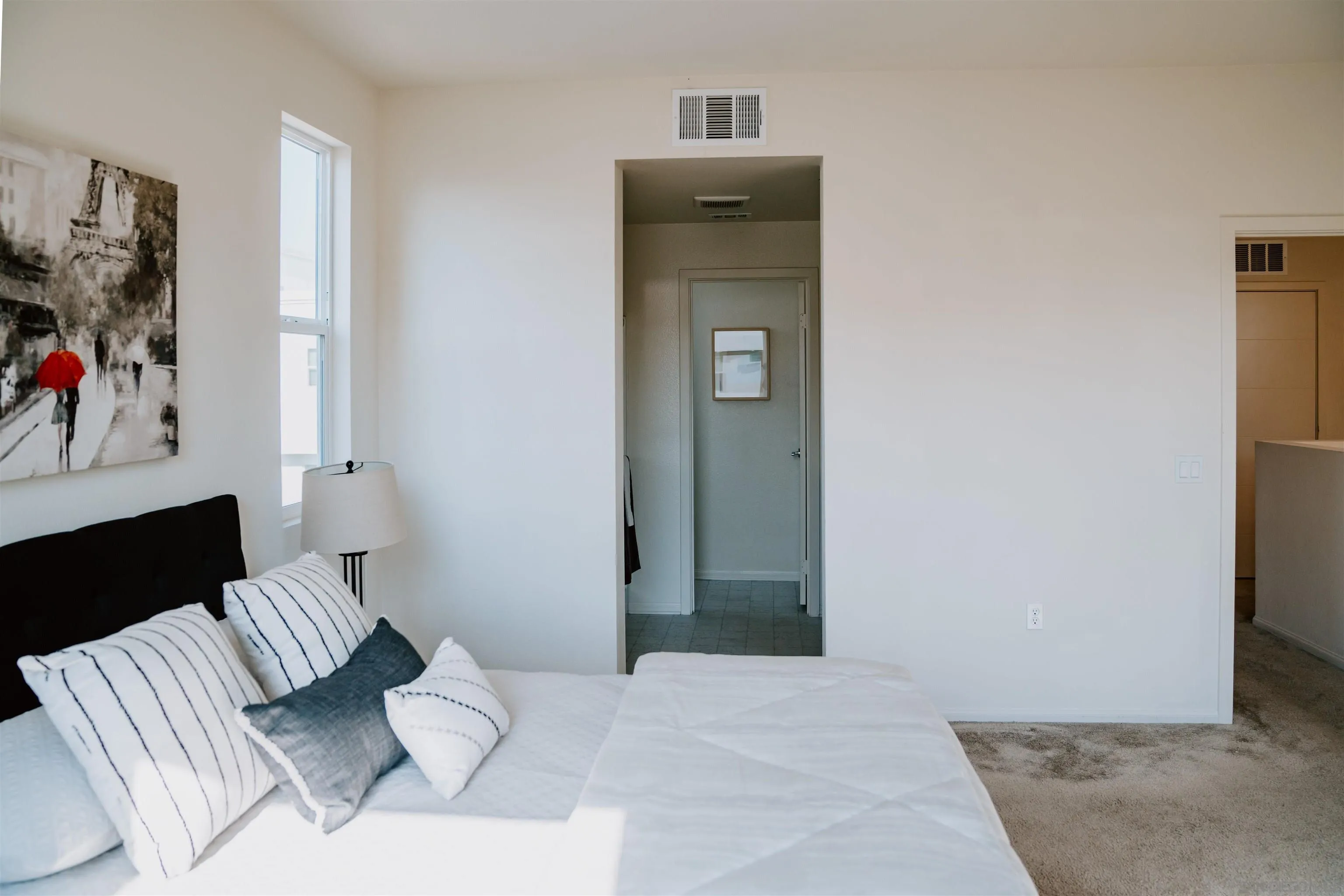https://cdn.realtyfeed.com/cdn/127/250036726/5aee3a80c01cdc5774aafc208a100217.webp