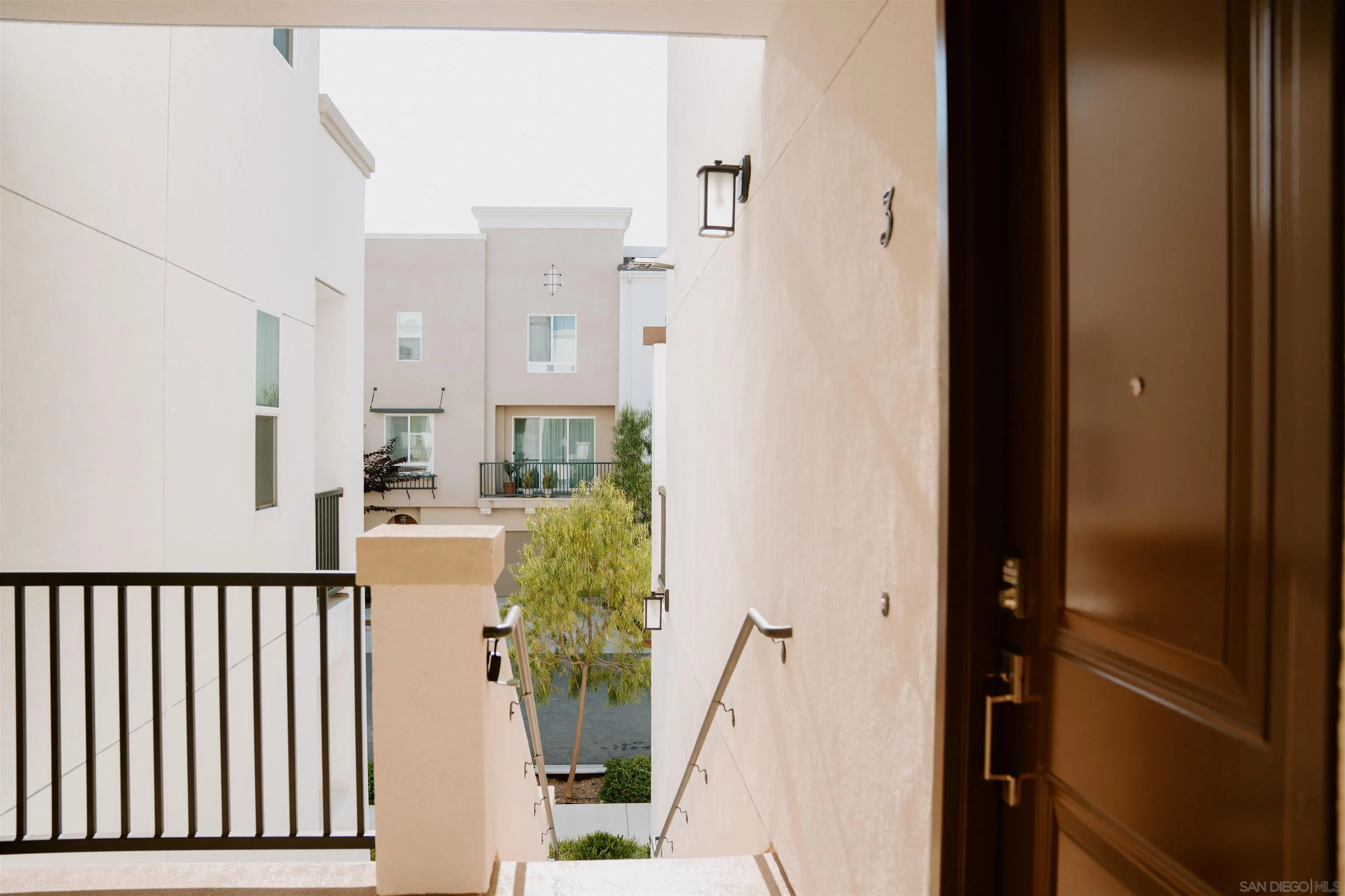 https://cdn.realtyfeed.com/cdn/127/250036726/df960ede5b13e0b4083c6e43eda5cc6e.webp