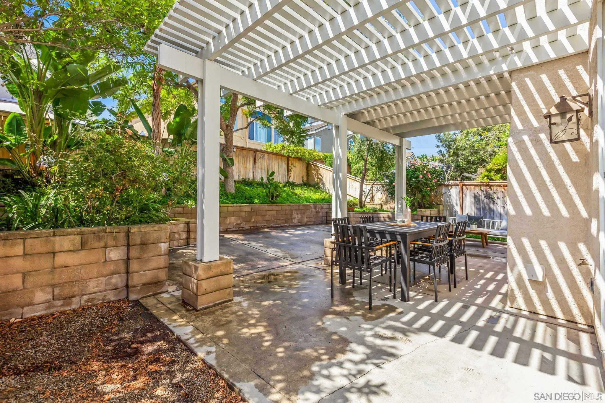 https://cdn.realtyfeed.com/cdn/127/250036730/d449910d5c84a4c0507b325e828ac412.webp