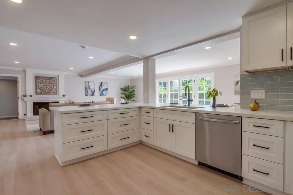 https://cdn.realtyfeed.com/cdn/127/250036731/3d52a1540681ec7dfa077c26c3627645.webp