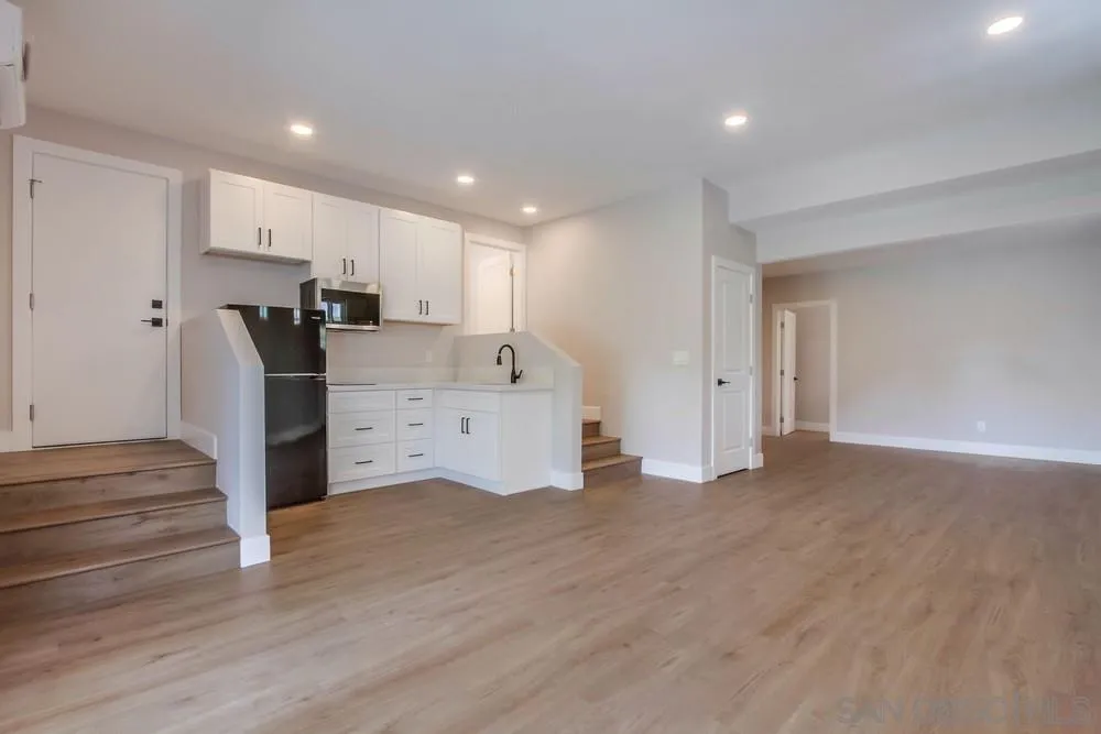 https://cdn.realtyfeed.com/cdn/127/250036731/85d6ef006fb561aafa707ab26d2db493.webp